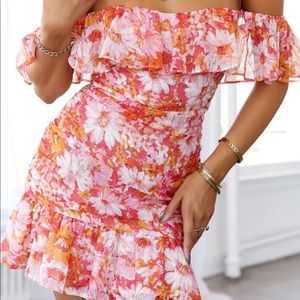 Hello Molly “Flowers On My Mind” Dress. Size Small.